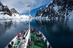 25-years-of-antarctic-exploration-aurora-expeditions